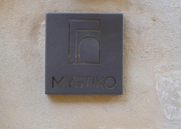 Apartment Mystiko Maisonette With Hot Tub - Chania Old Town *